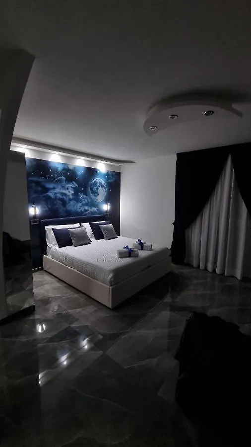 La Luna A Toledo Naples Apartment