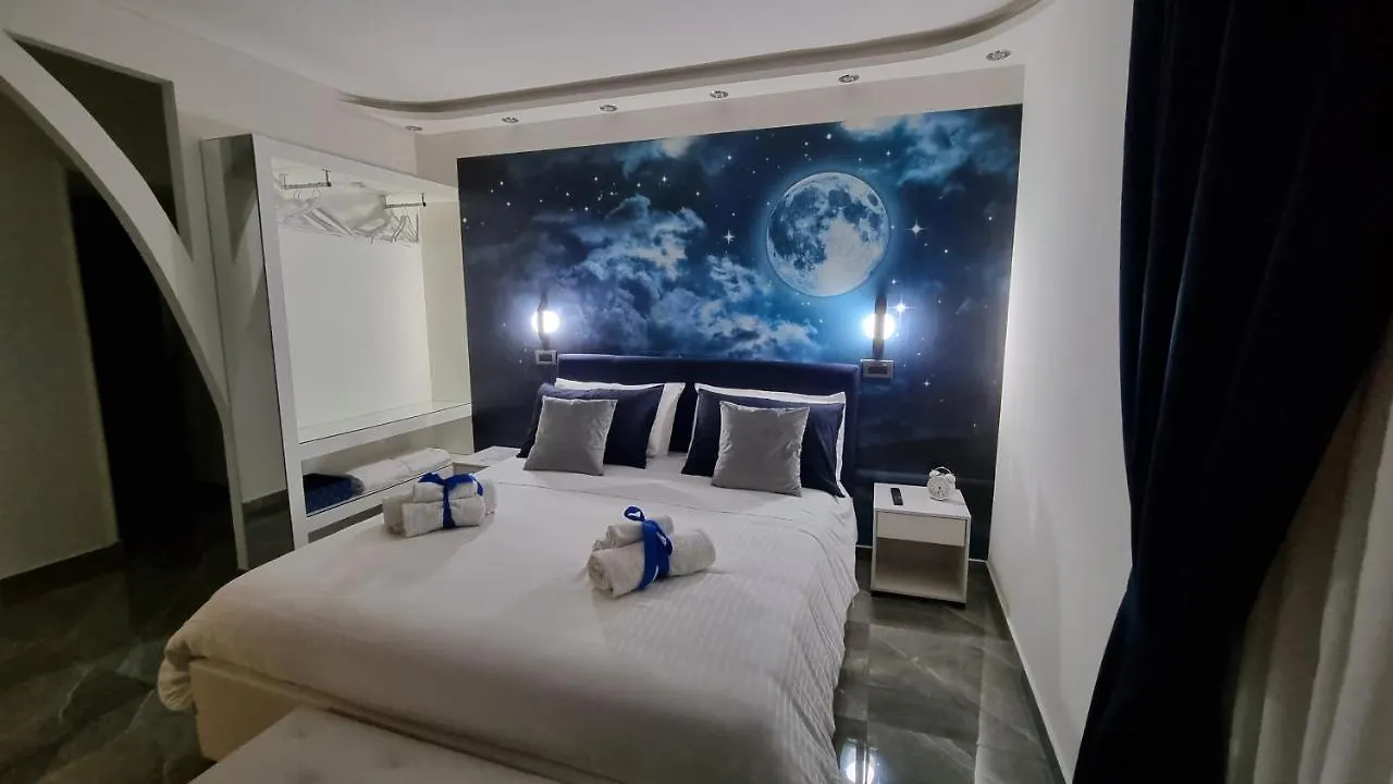 La Luna A Toledo Naples Apartment
