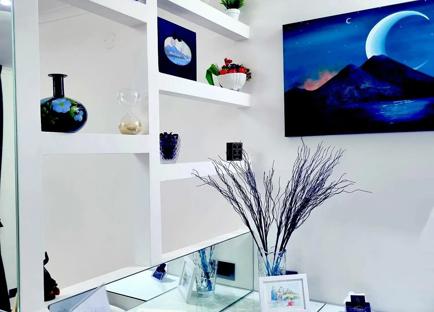 Apartment La Luna A Toledo Naples Italy
